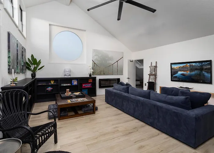 Holiday home Luxe Boutique-style W/indoor Hot Tub Sedona