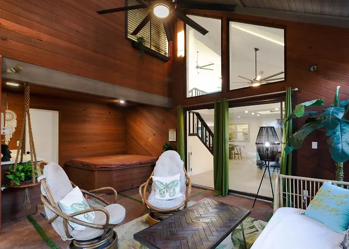 Holiday home Luxe Boutique-style W/indoor Hot Tub Sedona