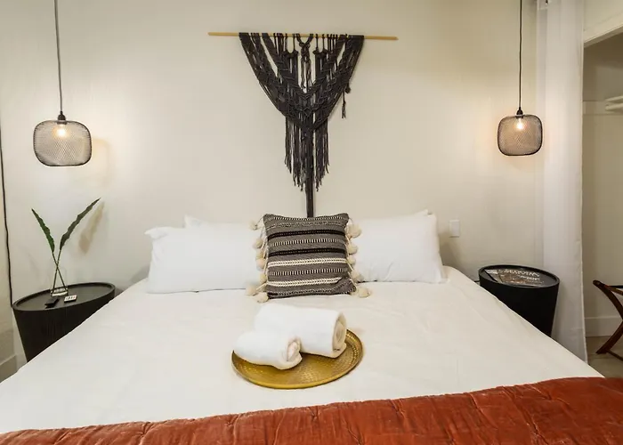 Holiday home Luxe Boutique-style W/indoor Hot Tub Sedona